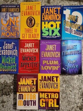 Janet Evanovich Lot of 10 Paperback Books